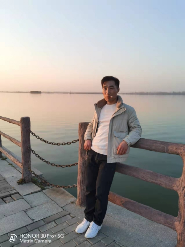 望月兔的第一张照片--泗阳闪婚服务中心